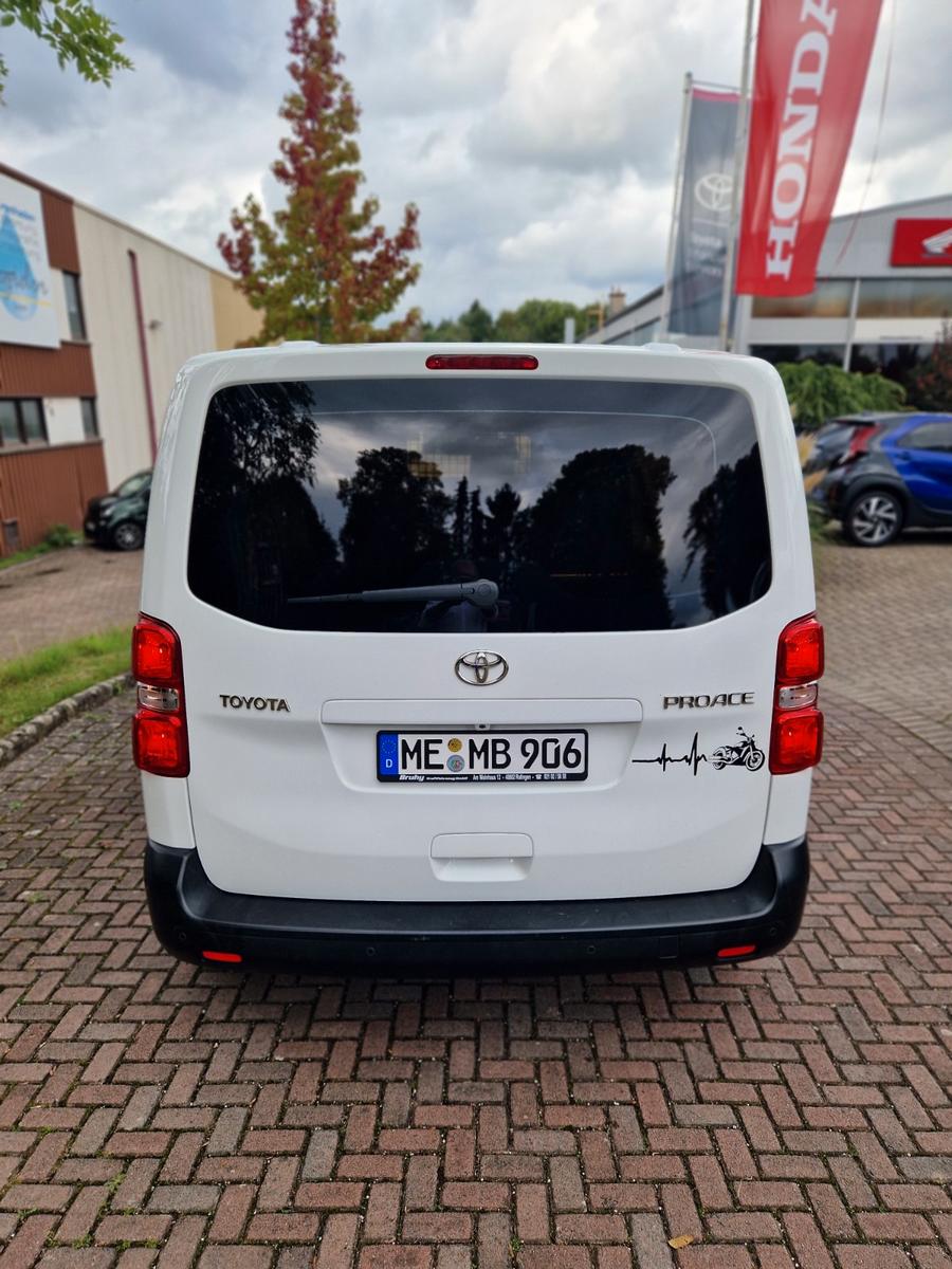 Toyota Proace L1 Kasten Meister PDC V+H Kamera Navi