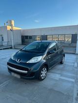 Peugeot 107 super Zustand.! - Peugeot 107 in Hannover