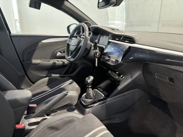 Fotografie 4 des Opel Corsa 1.2 Direct Injection Turbo GS