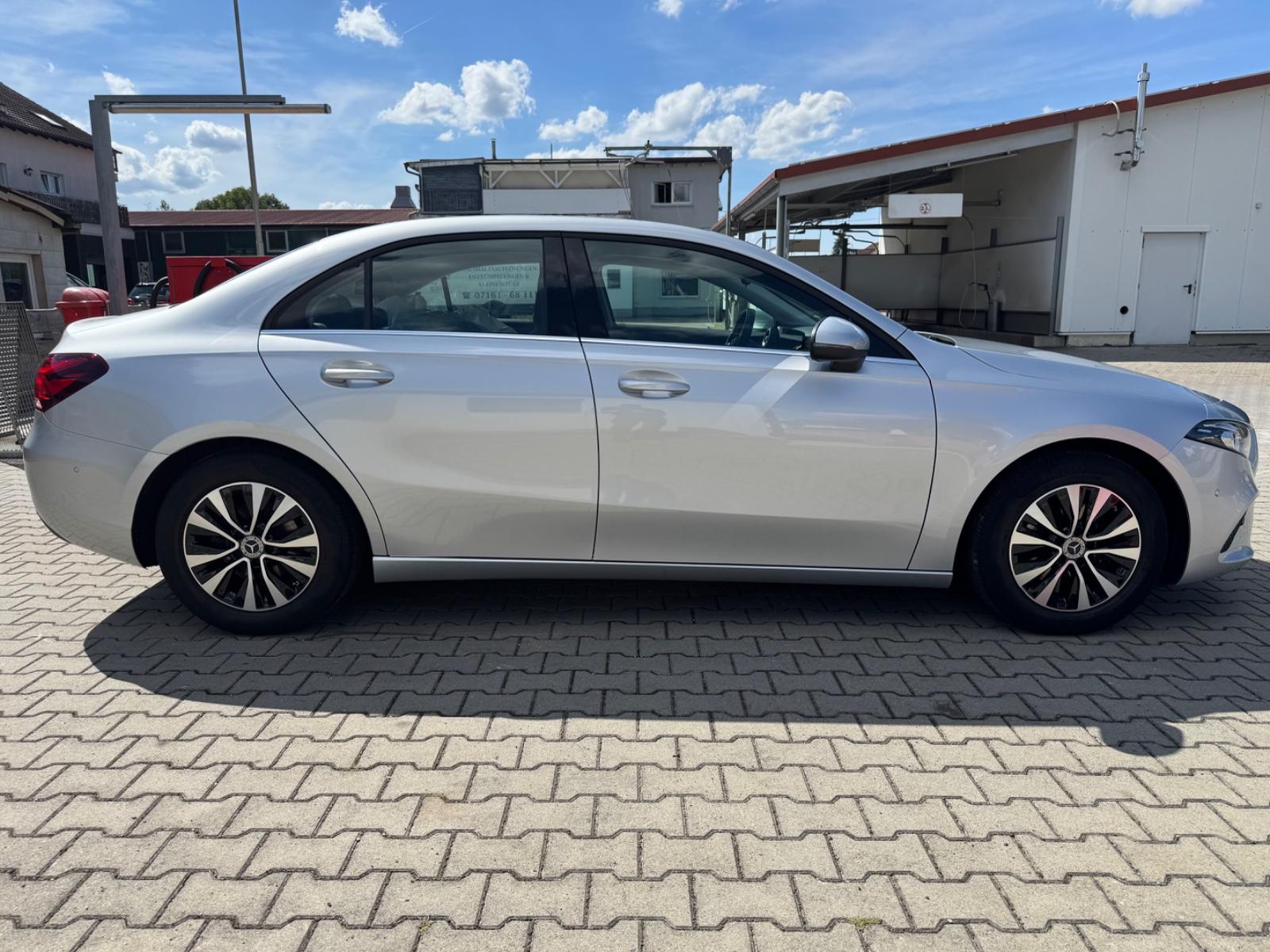 Mercedes-Benz A-Class Style Kamera Scheckheftgeplegtf 2.Hand, миниатюра 5