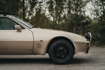 صورة 7 لـ 1986 Porsche 944