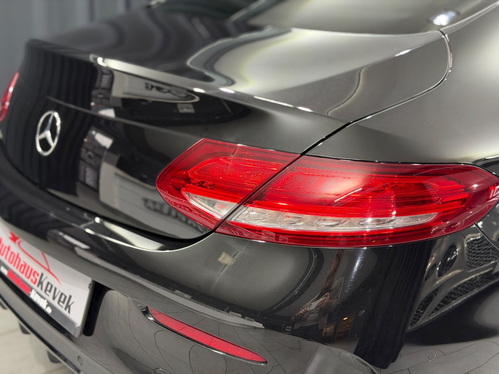 Fahrzeugabbildung Mercedes-Benz C250 Coupe|AMG-LINE|19 ZOLL|ILS-LED|NAVI|AUTOMAT