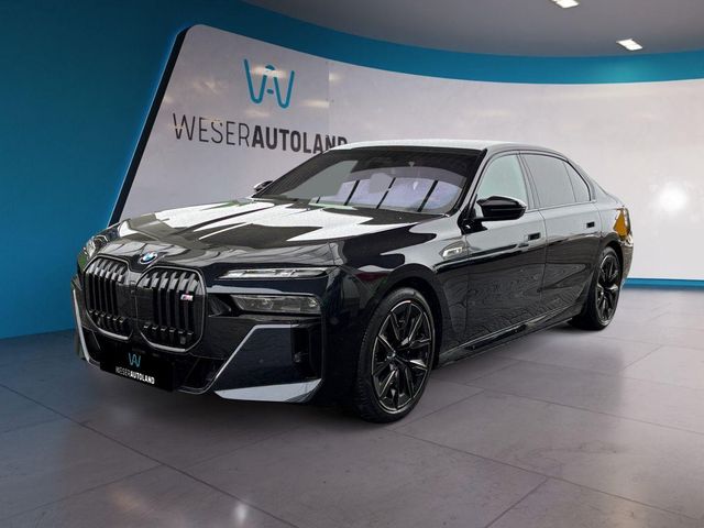 BMW i7 M70 xDrive EXECUTiVE THEATRE B&W DIAMOND SKY
