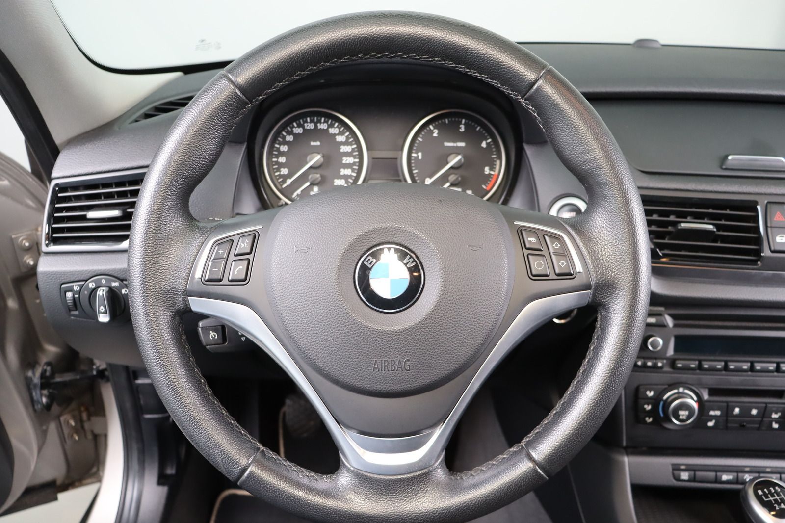 Fahrzeugabbildung BMW X1 Xdrive 18d X-Line * 1.Hand