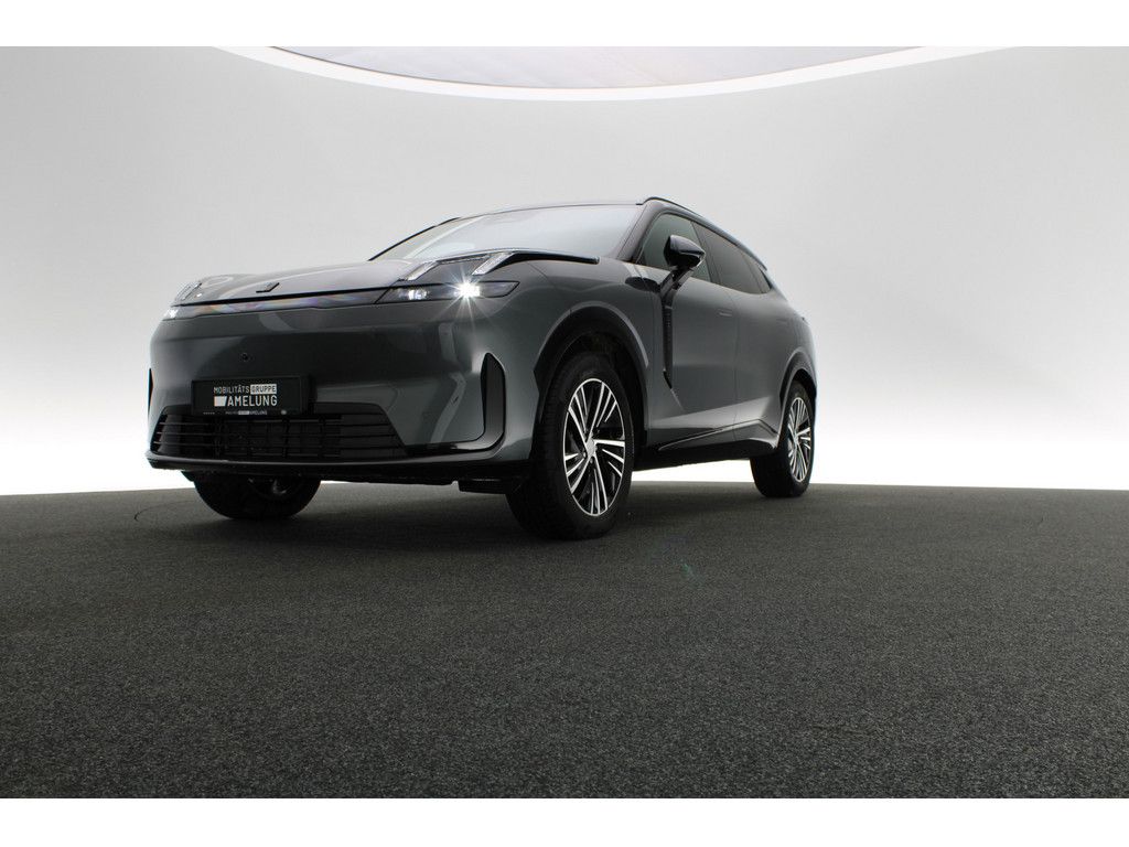 Lynk & Co 08