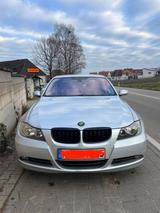 BMW 325i - - BMW 325 aus 2005: 325i