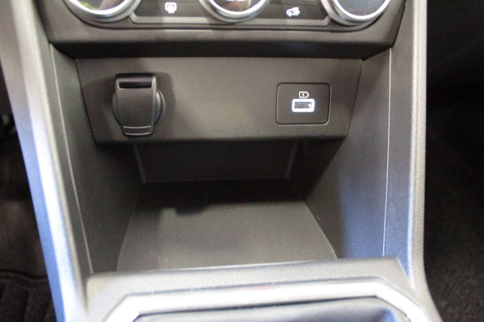 Fahrzeugabbildung Dacia Sandero TCe 100  Eco G   Benzin  + LPG