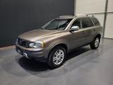 Volvo XC90 2.4 D5 Executive *Leder| Navi| 7 Sitze* - Volvo XC90 mit Diesel-Antrieb: 2.4