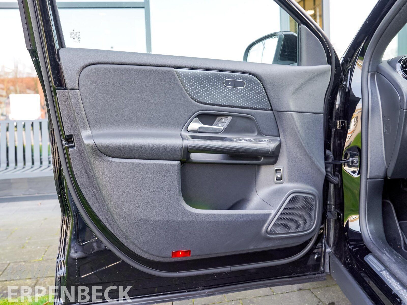 Fahrzeugabbildung Mercedes-Benz GLA 200 7G Kamera MBUX-Premium el.Heckklappe SHZ