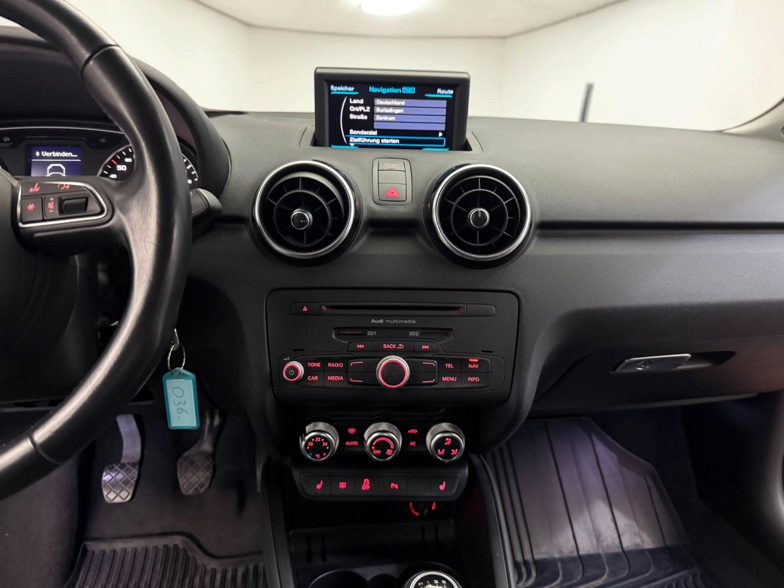 Audi A1 ambition*NAVI*SHZ*LÜCKENLOS AUDI S-HEFT*KLIMA
