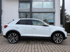 VW T-Roc Sport 4Motion/ DAB+/ NAVIGATION/ DCC/ LED VW T-Roc Sport 4Motion/ DAB+/ NAVIGATION/ DCC/ LED
