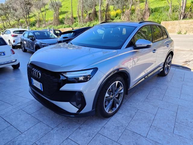 Audi AUDI Q4 e-tron Q4 40 e-tron Business Advanced