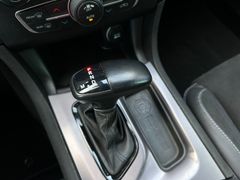 Fahrzeugabbildung Dodge Charger 5.7L R/T Autom. Blacktop Schiebedach