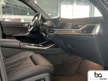 BMW X7 - 6