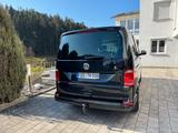 Volkswagen T6 2.0 TDI mit Kühlschrank und Schlafgelegenheit - VW T6 andere von privat