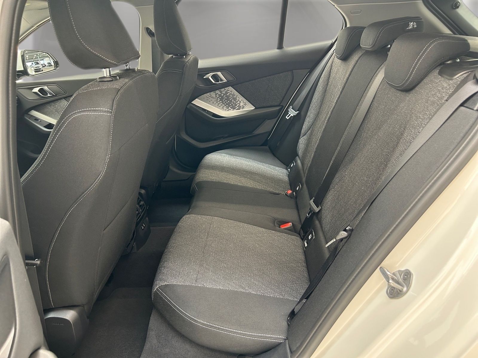 BMW 120 - Bild 13
