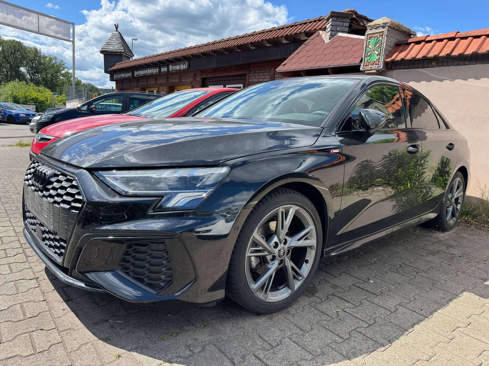 Audi A3 Lim 35 TFSI S line Sport Ultra Scheckheft 2.H