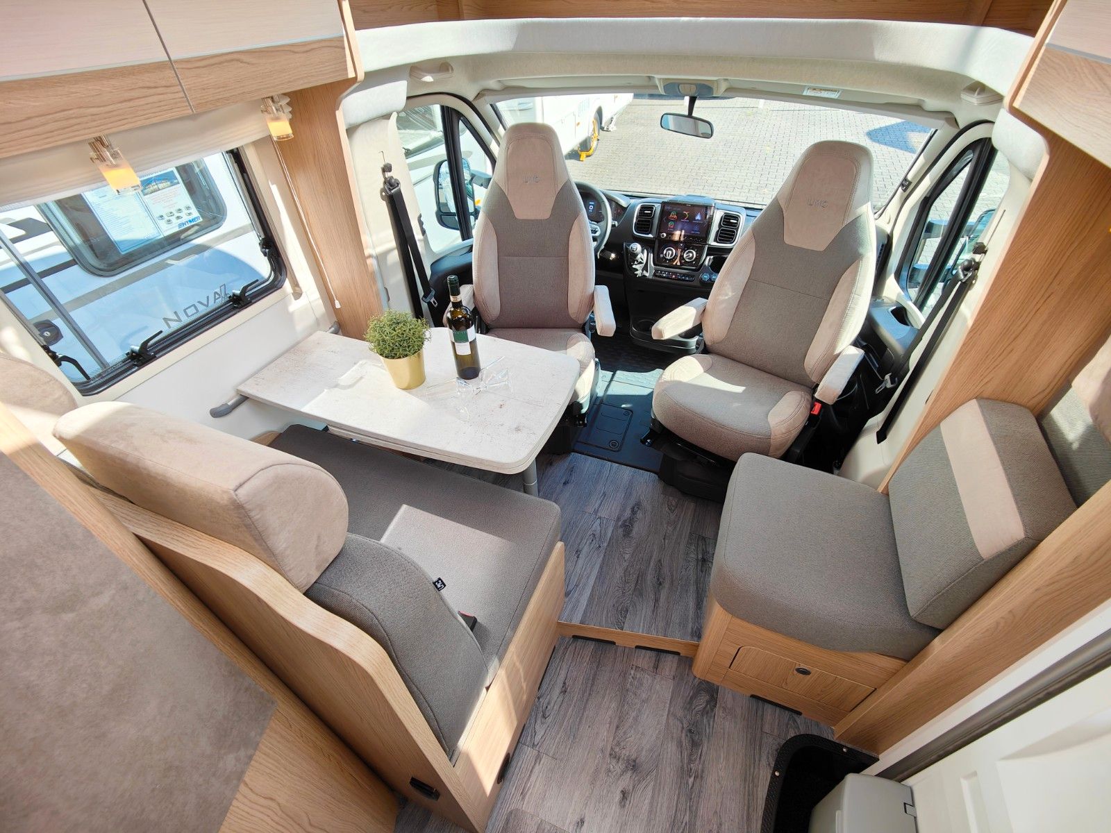Fahrzeugabbildung LMC Cruiser V 646 G Autom. - JETZT 16.439 € SPAREN -