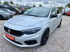 Fahrzeugabbildung Fiat Tipo 1.4 Street AAC SHZ PDC GRA 5 - TÜRER ZV USB