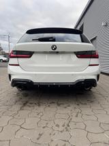 BMW 320d Touring Automatik M Paket - BMW 3er Reihe: Kombi, M Paket