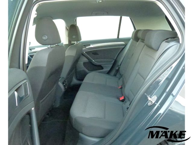 Golf e-Golf, CCS-Ladedose, Rückfahrkamera, SHZ, 