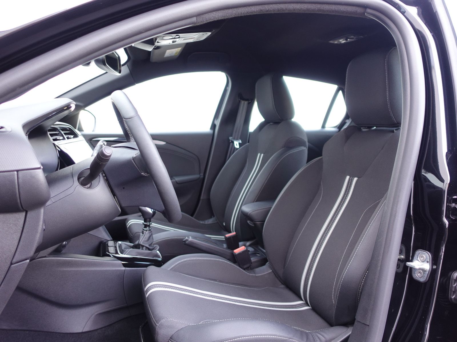 Fahrzeugabbildung Opel Corsa GS 1.2T,Kamera,Sitzhzg,17"Alu,LED,DAB+,PP