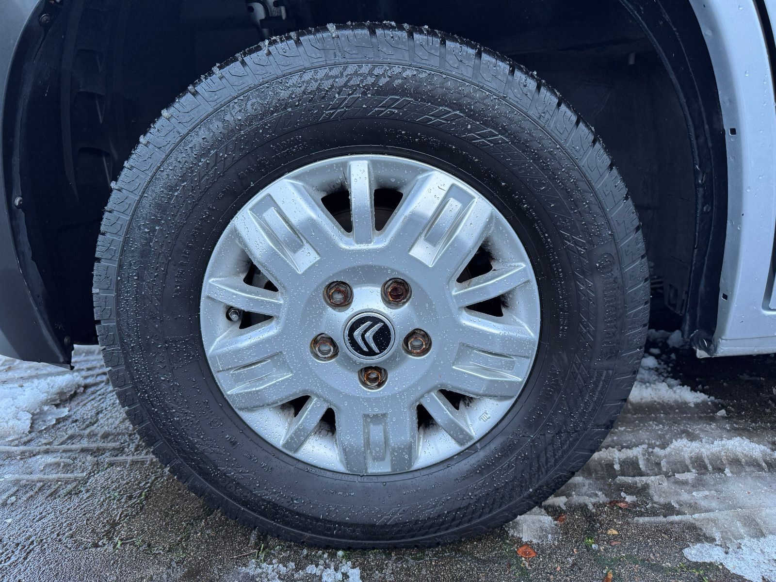Fahrzeugabbildung Pössl 600 2WIN R PLUS CITROEN RAUMBAD VOLL SCHECKHEFT