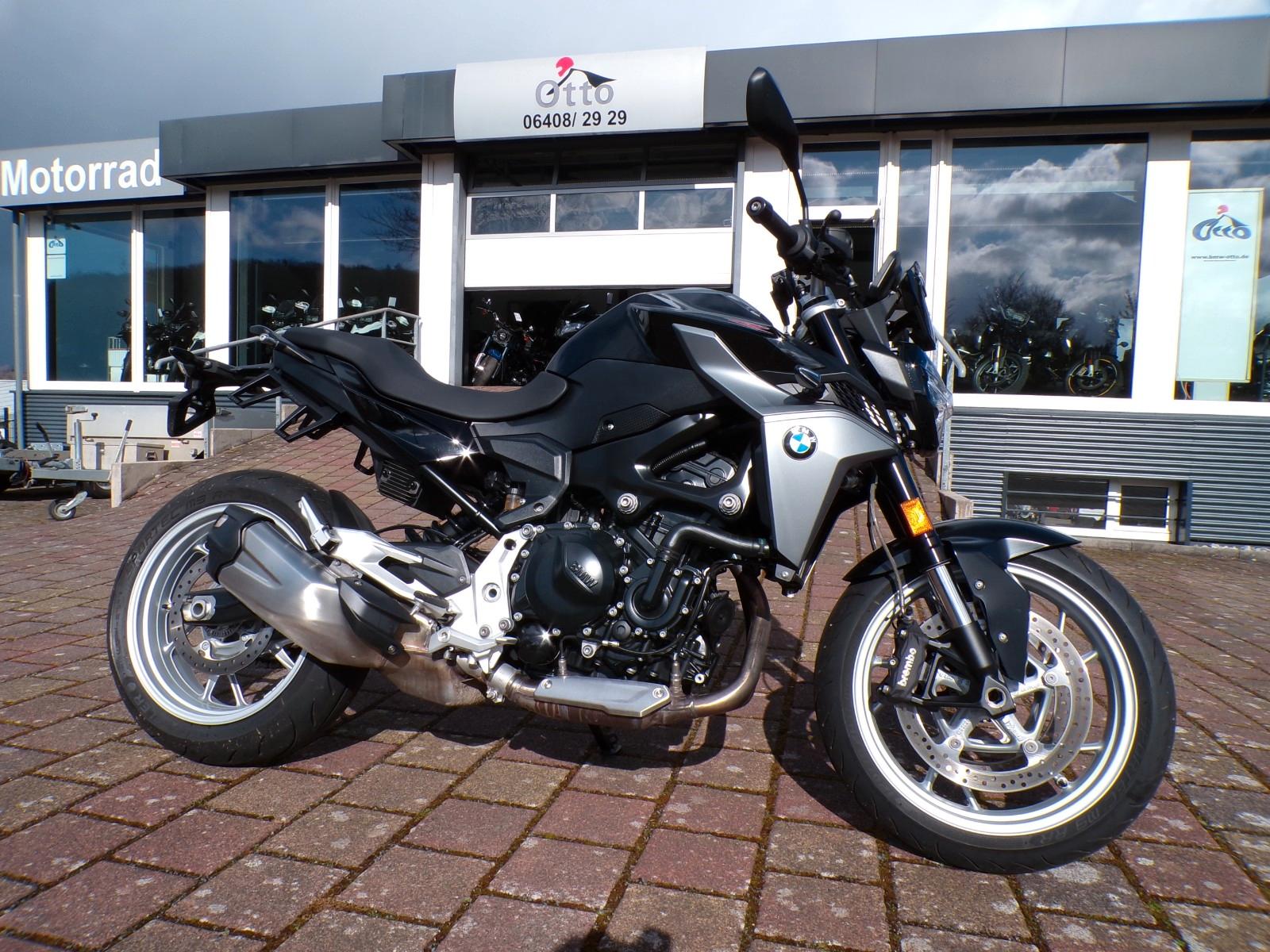 BMW F 900 R A2 tiefer a W SOS
