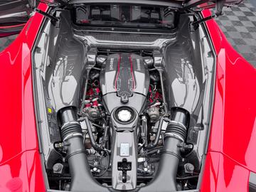 صورة 10 لـ 2020 Ferrari 488 PISTA