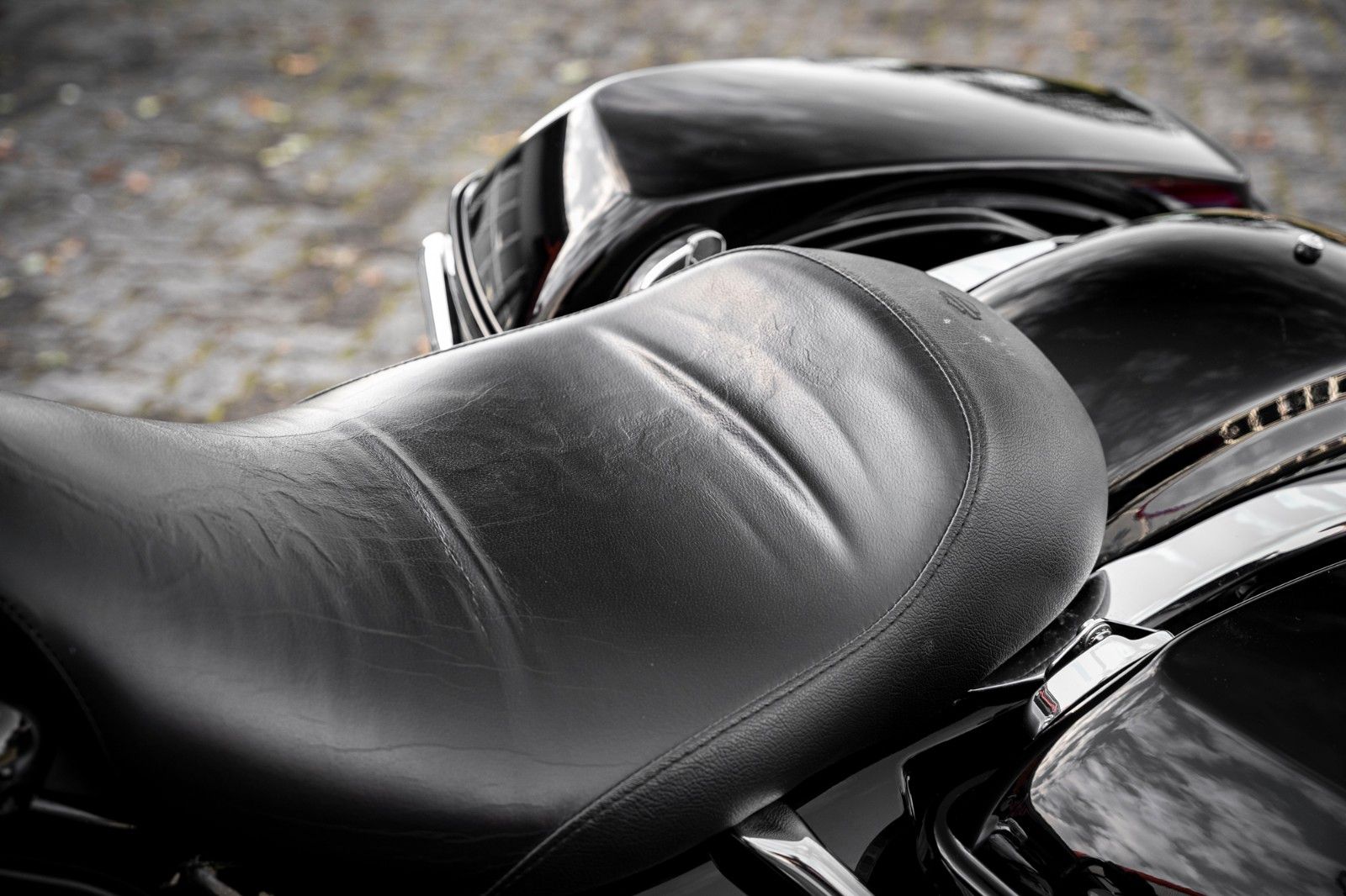 Fahrzeugabbildung Harley-Davidson Road Glide Ultra FLTRU 107 CUI - Jekill -