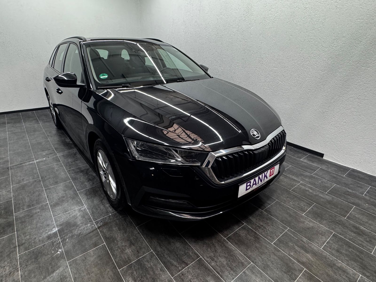 Skoda Octavia - 1