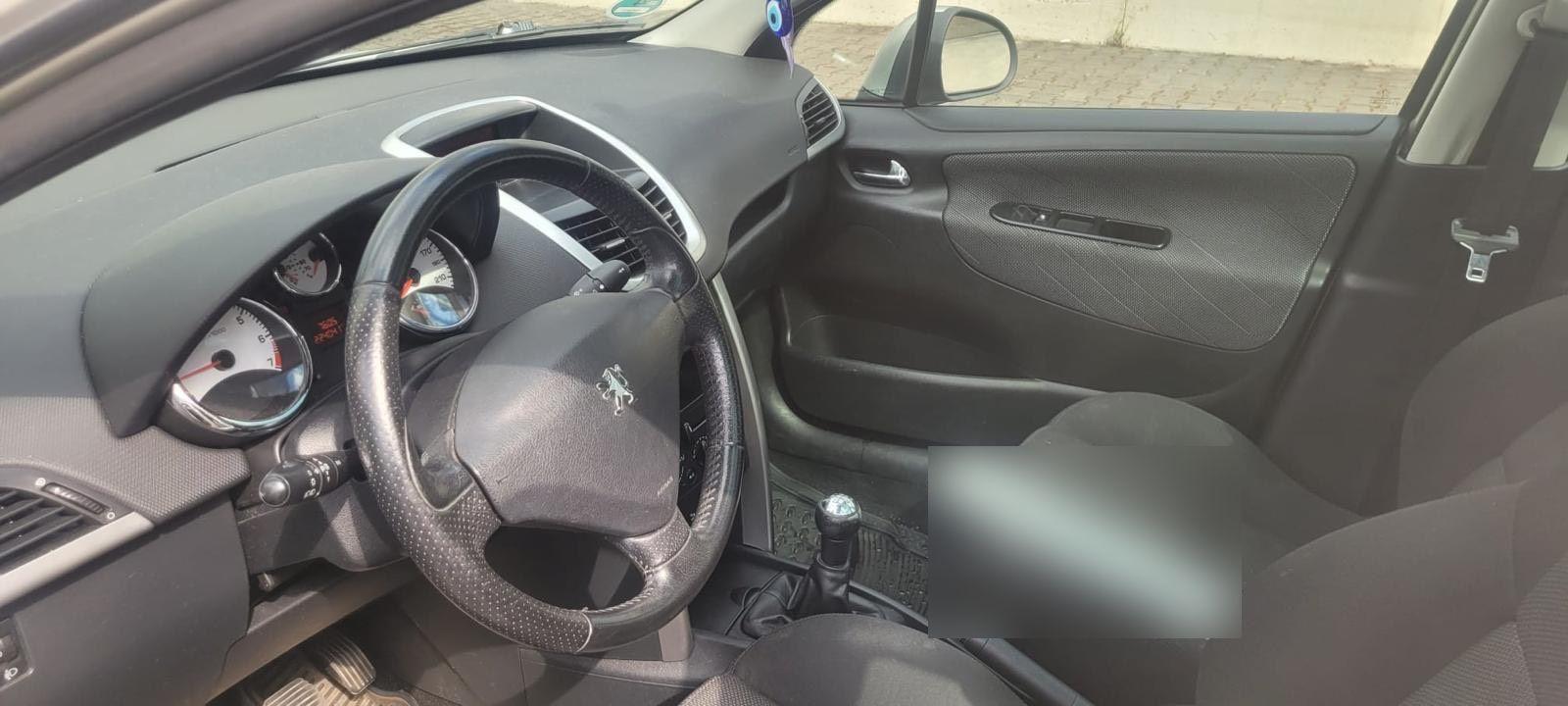 Peugeot 207 2008 — photo 5