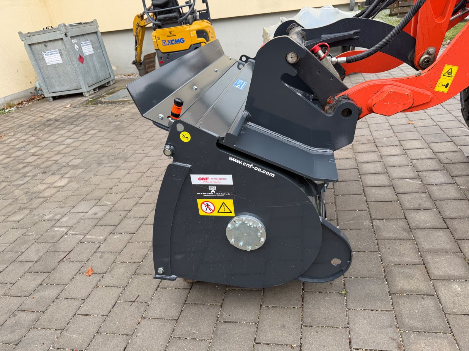 Fahrzeugabbildung Volvo CNF-BMX 400 Betonmischschaufel für Radlader