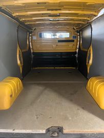 Renault Trafic - 11