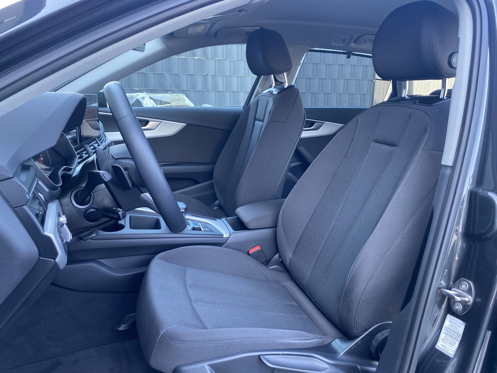 Fahrzeugabbildung Audi A4 Avant 35 TDI Advanced NAV+LED+ACC+HUD+DAB+1HD