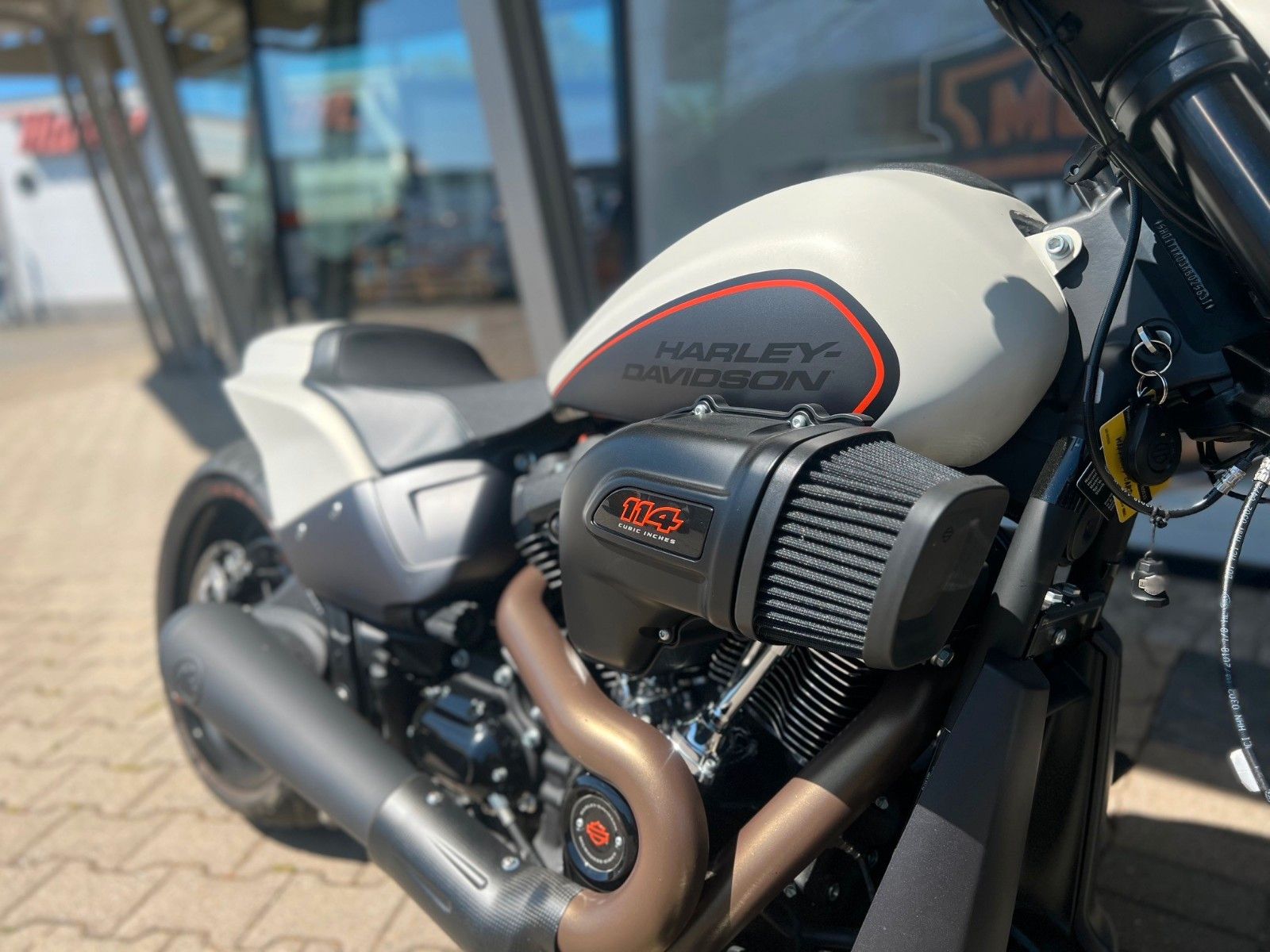 Fahrzeugabbildung Harley-Davidson FXDR 114 - Top Gepflegt - Neuwertig - Kesstech