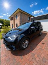 Toyota RAV 4 2,5-l-Hybrid Team D wenig Kilometer AHK - Toyota RAV 4 in Kiel