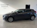Volvo V40 D2 Momentum Panorama Xenon AHK - gebrauchte Volvo V40 aus dem Jahr 2012