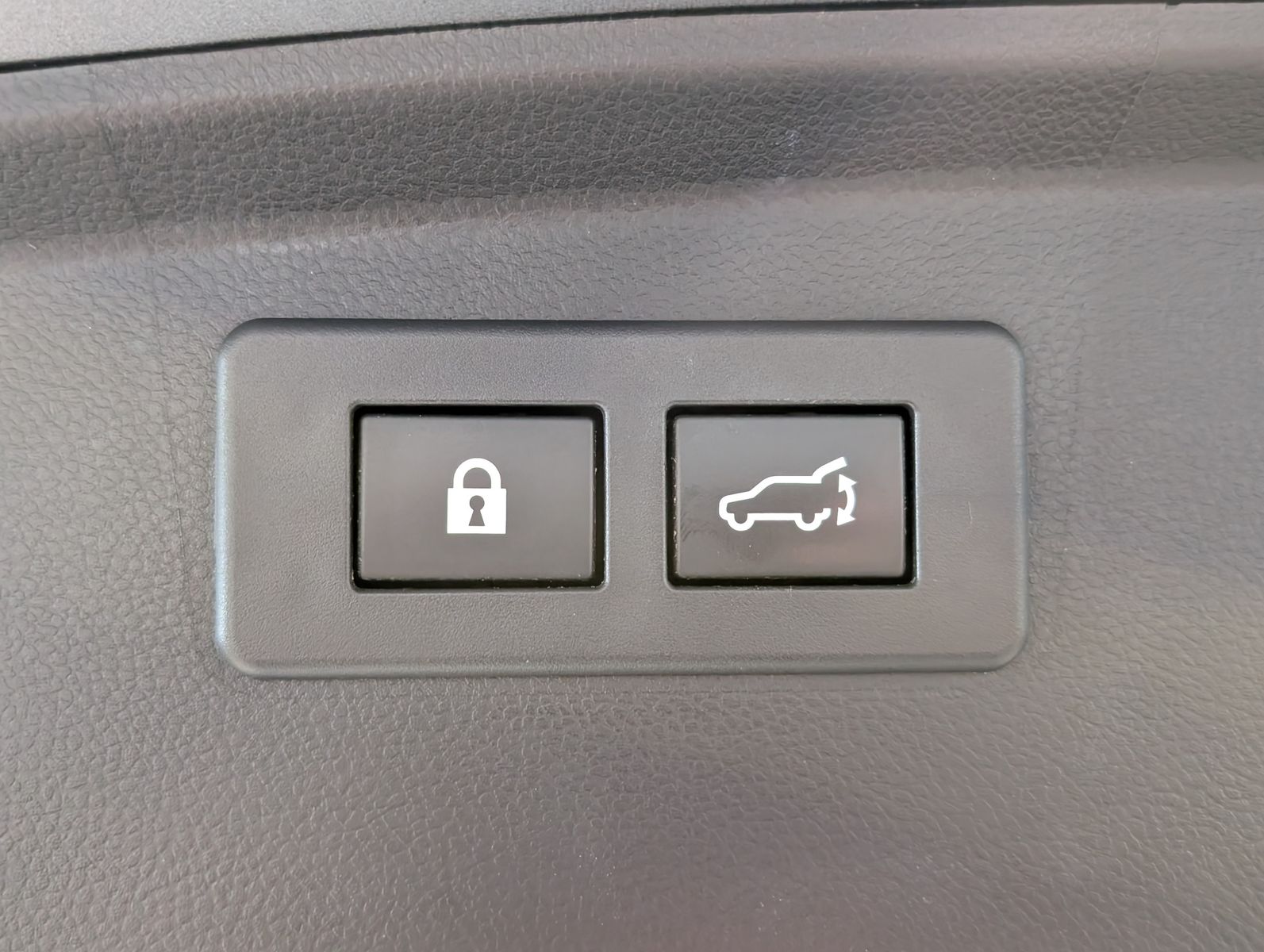 Fahrzeugabbildung Subaru Outback 2.5i Platinum EyeSight AWD LED CAM LEDER