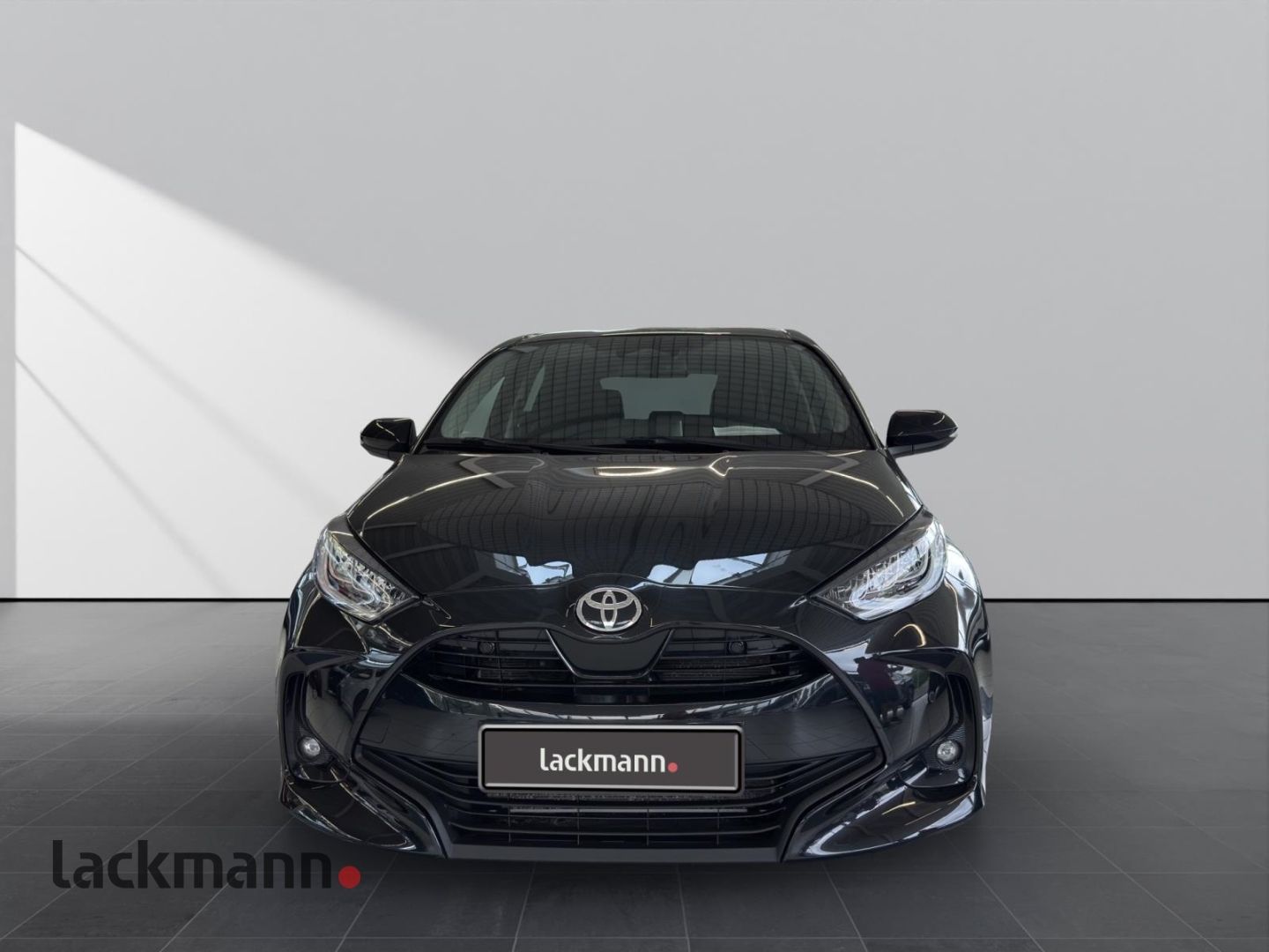 Toyota Yaris Hybrid 1.5 Team DK PDC Sitzheizung Lenkrad imagem 3