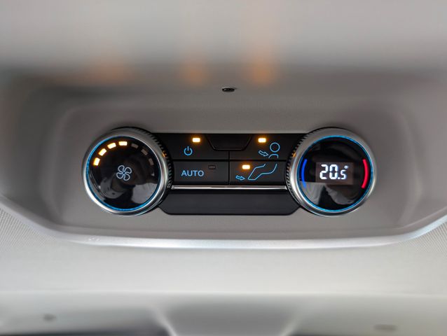 Ford Tourneo Custom Tit. 2.0 L1 NEUES MODELL