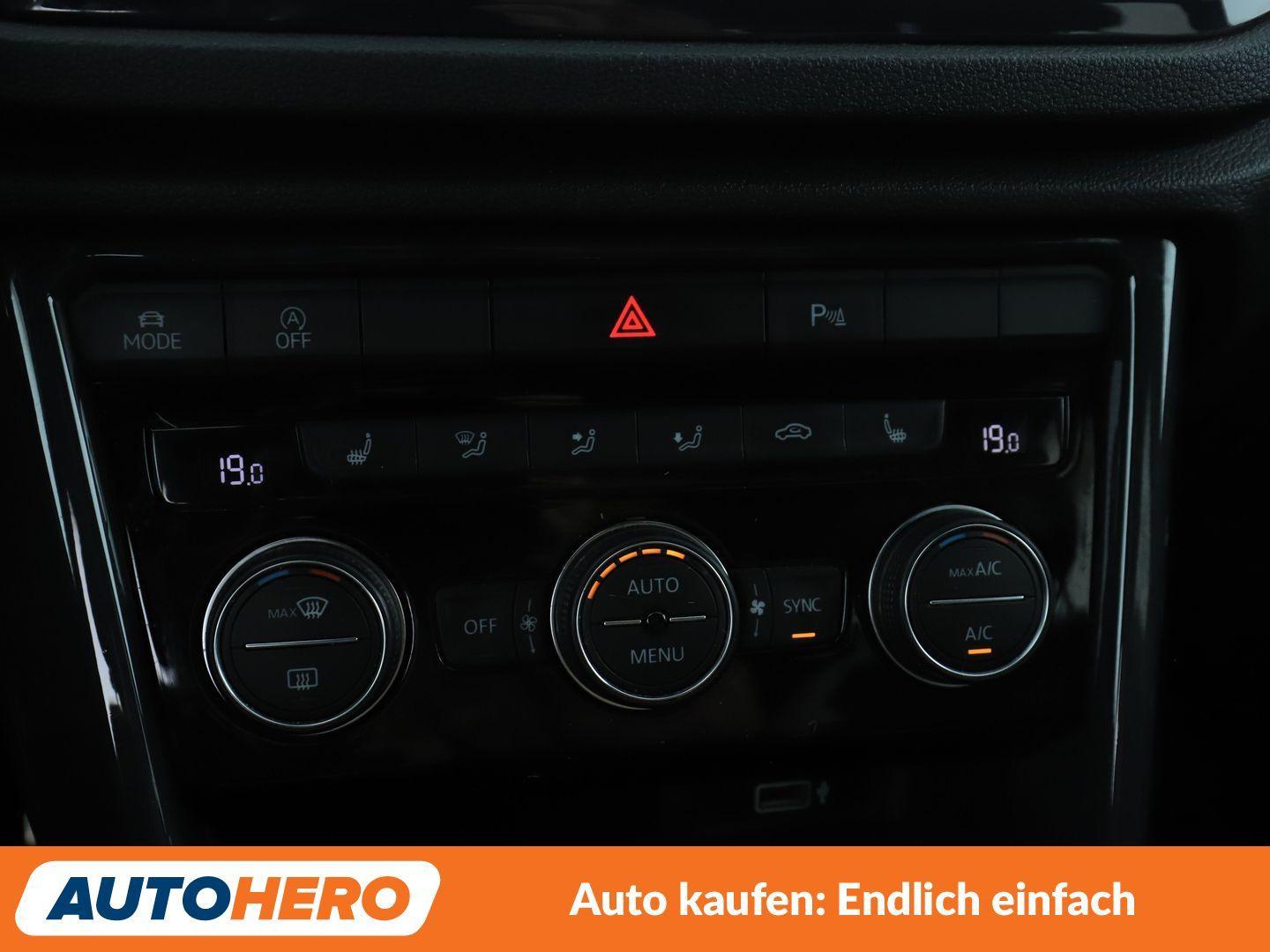 Volkswagen T-Roc 1.5 TSI ACT Sport Aut.*NAVI*LED*ACC*