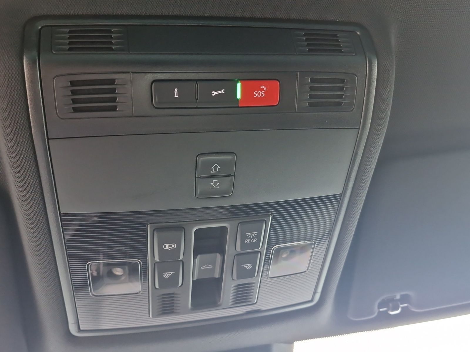 Fahrzeugabbildung SKODA Kodiaq RS 2.0 TDI 4x4 DSG AHZV STANDHZG DCC PANO