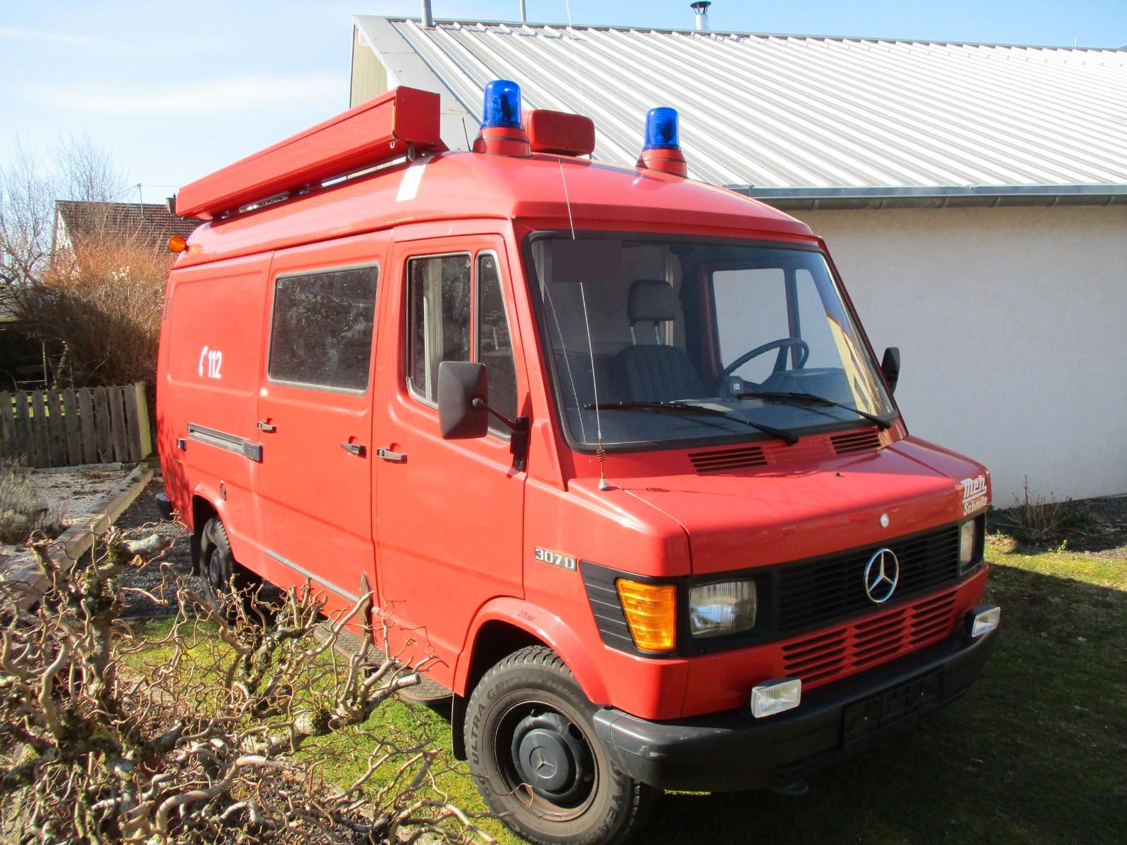 Mercedes-Benz 307 D Feuerwehr Wohnmobil WOMO Expeditionsmobil