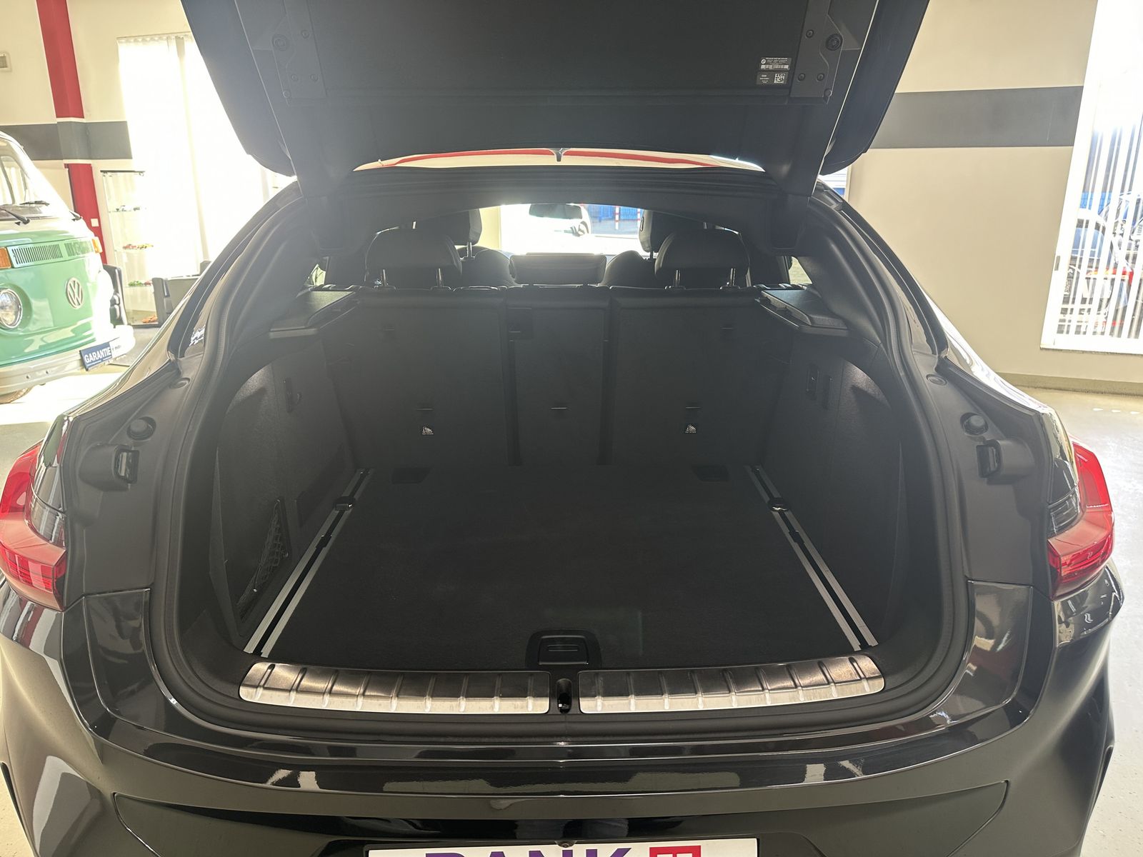 Fahrzeugabbildung BMW X4 xDrive 30 d M Sport PANO*MATRIX*HIFI*PROF*21"