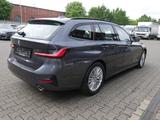 BMW 330i xDrive Touring Sport Line Live Cockpit Navi - BMW 330 mit Benzin-Antrieb: Kombi