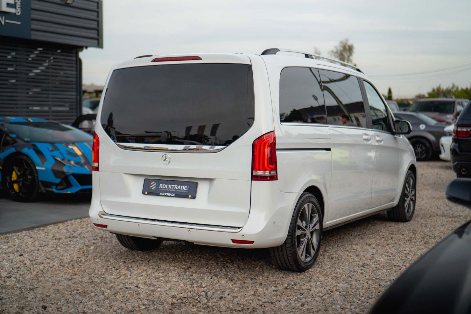 Fahrzeugabbildung Mercedes-Benz V 250 CDI AVANTGARDE EDITION 4MATIC | LED | 19%