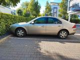 Ford Mondeo 2.0 Ghia Ghia - Ford Mondeo aus 2002: Ghia