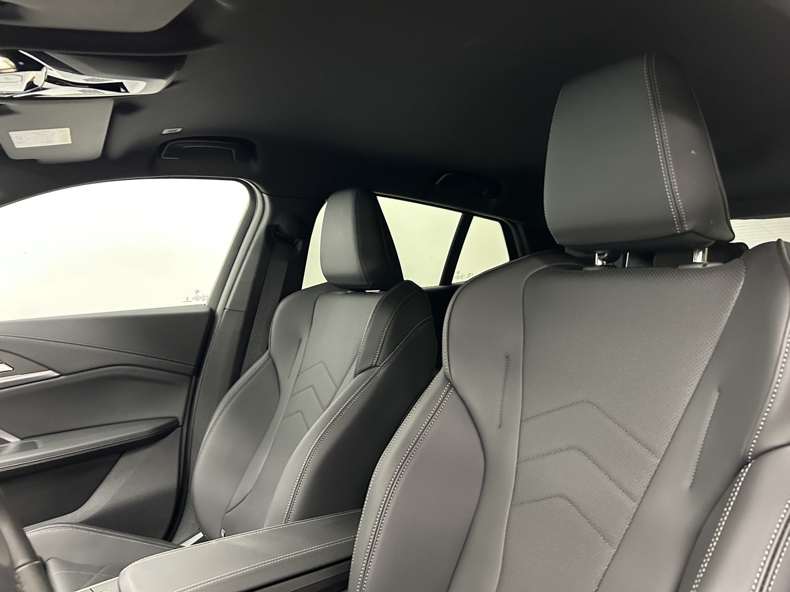 BMW iX2 - Bild 36