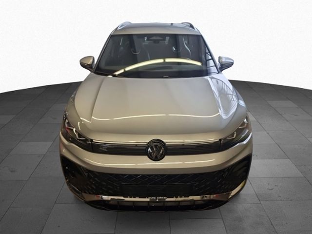 Fahrzeugabbildung Volkswagen Tiguan 2.0 TDI R-LINE 4MOTION HD-MATRIX STHZG NA